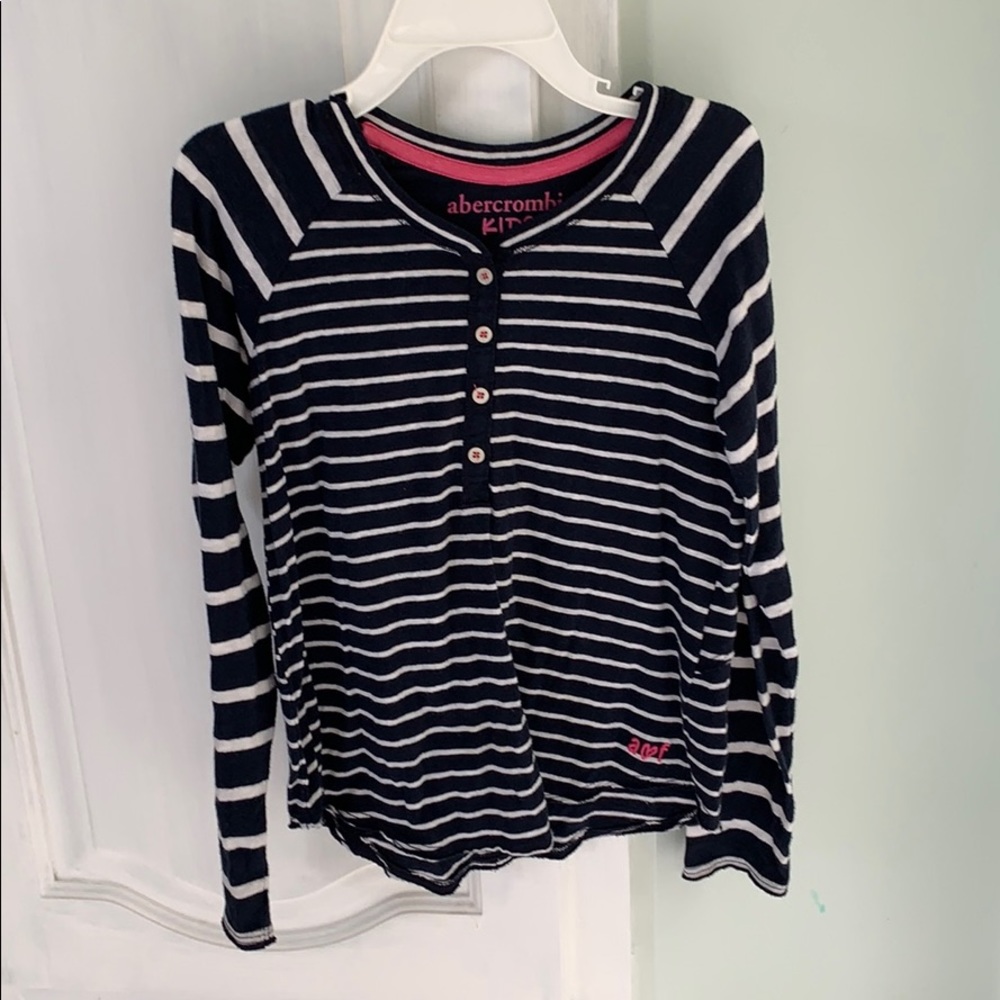 Abercrombie and Fitch casual top